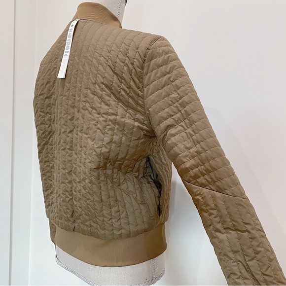 Lululemon padded bomber jacket - Picture 8 of 11